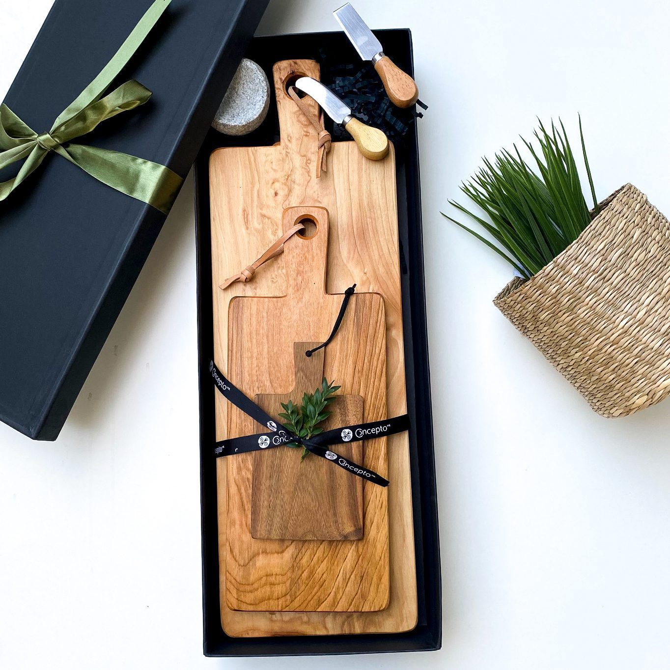 CAJA TRIO DE TABLAS DE MADERA NATIVA