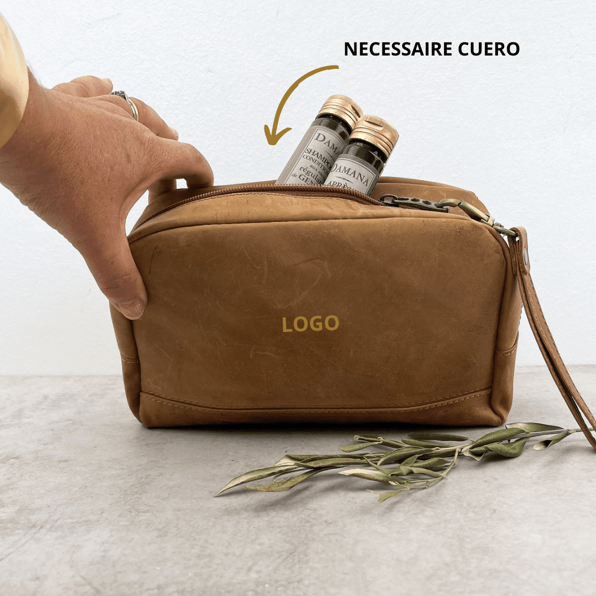 NECESSAIRE CUERO - Imagen 3