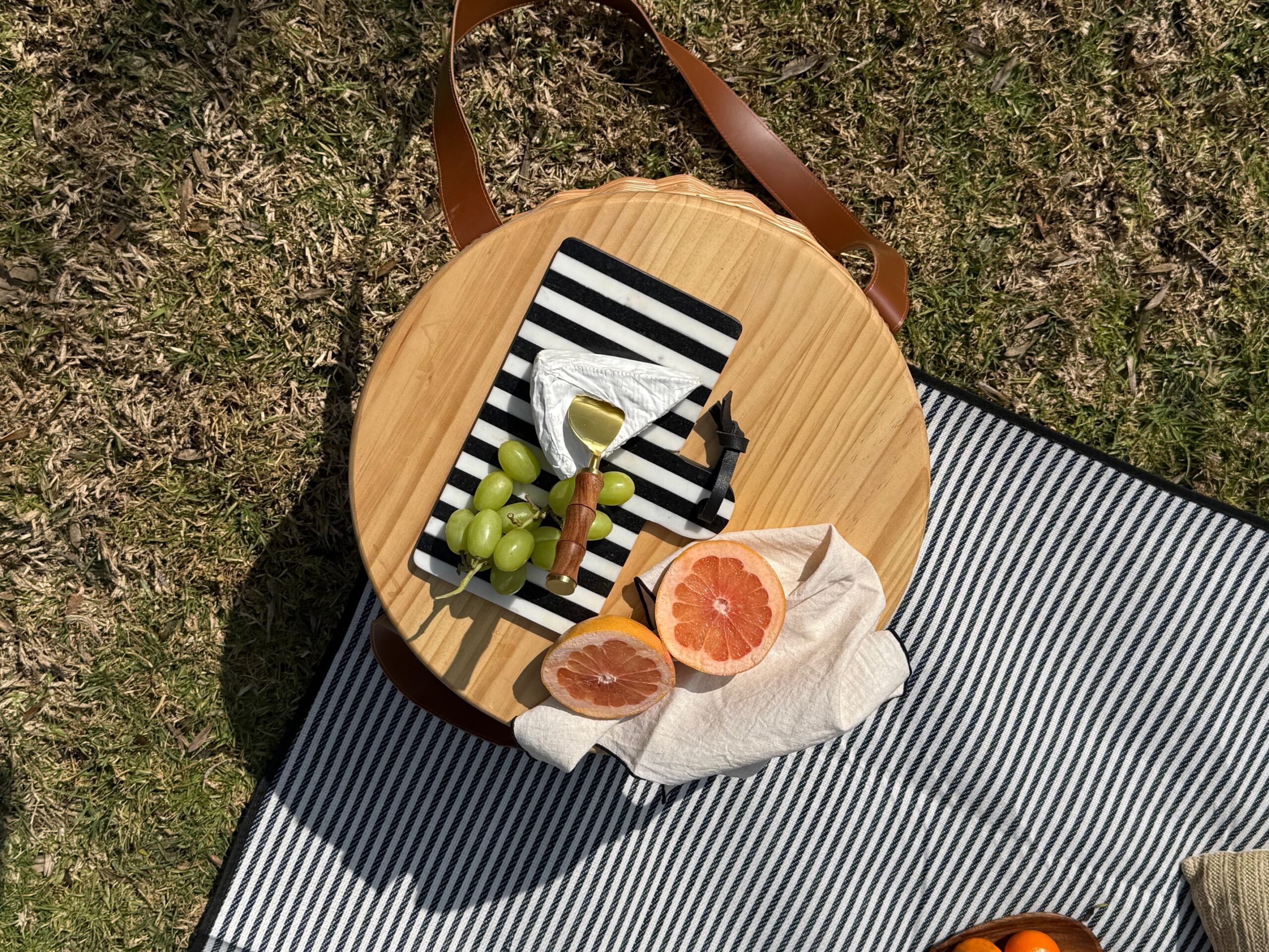 CANASTO PICNIC COOLER RATTAN - Imagen 13